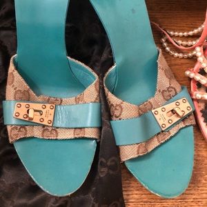 Gucci shoes 8 turquoise canvas
